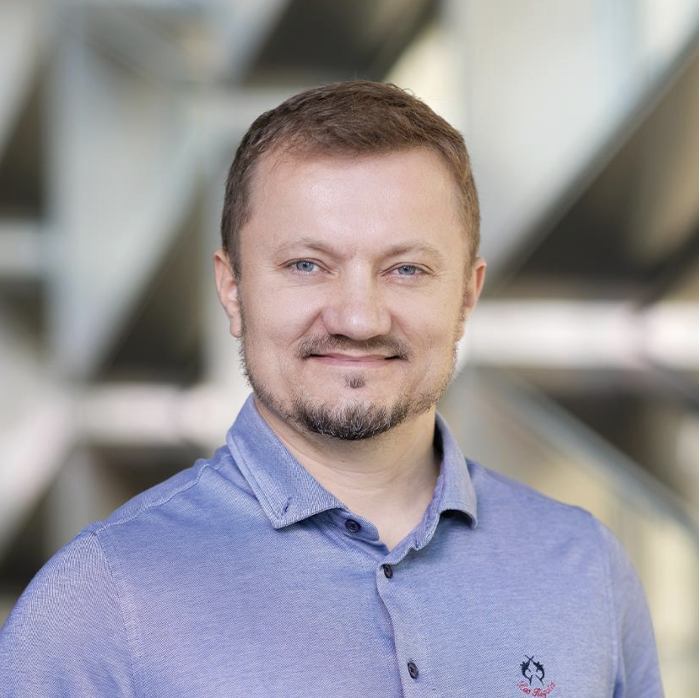 Суреті: Профессор Петер Рихтарик