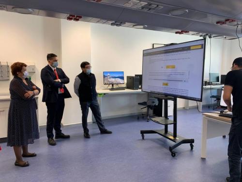 photo5226606201867973327 (1)