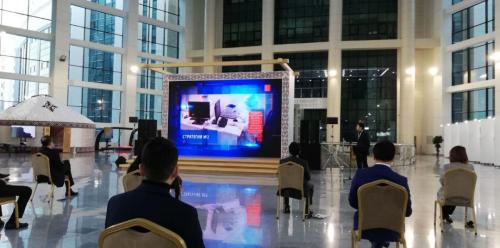 photo5345846348114669410